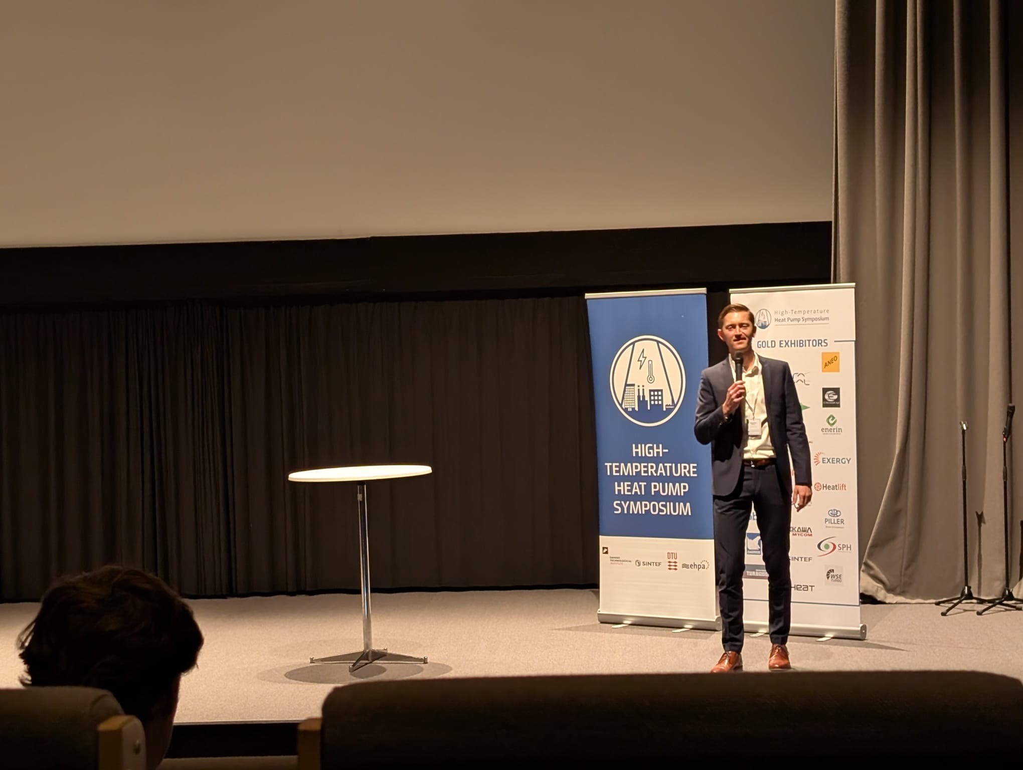 Maximilian Weitzer at High Temperature Heat Pump Symposium