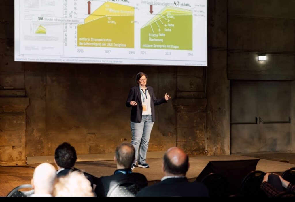 Nora Elhaus at the Leipzig Future Forum Biogas 2026 giving an expert presentation on the role of flexible biogas plants in the future energy system